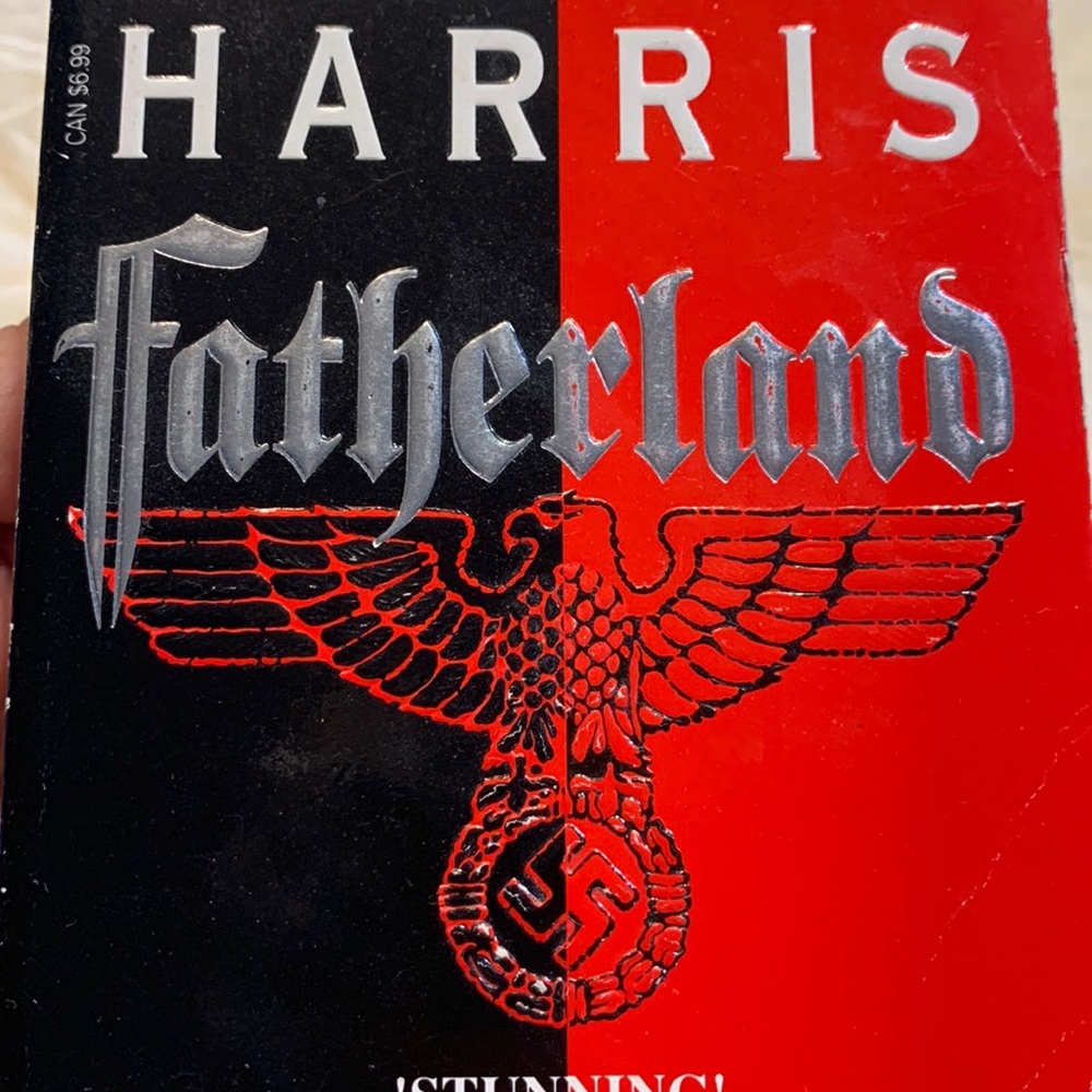⭐️2/$12⭐️ Fatherland. An alternate history of Germany